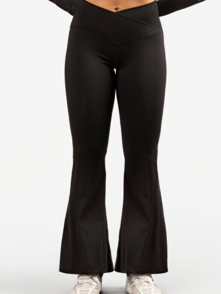 7/8 Flare Leggings in Black