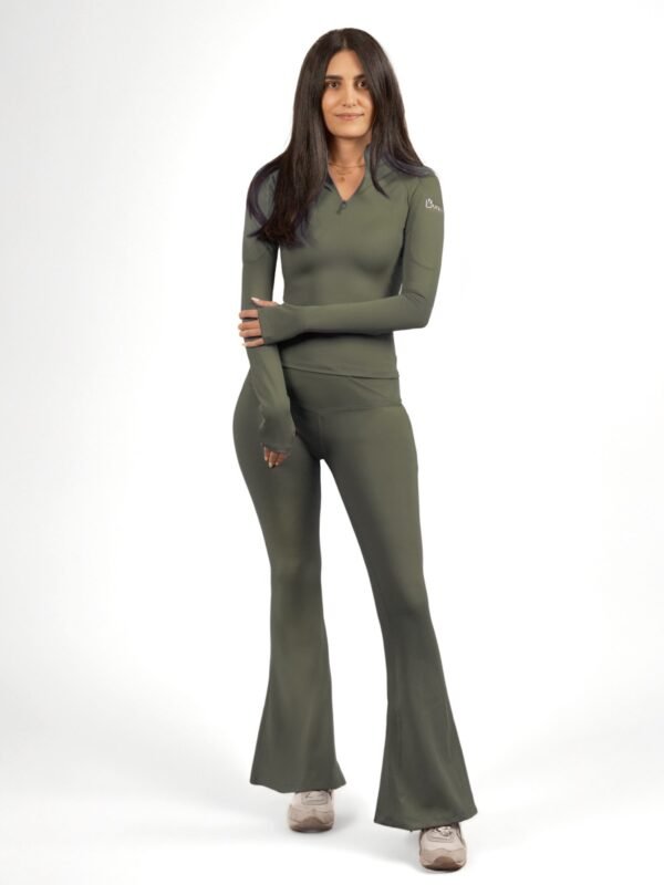 7/8 Flare Leggings in Olive Green