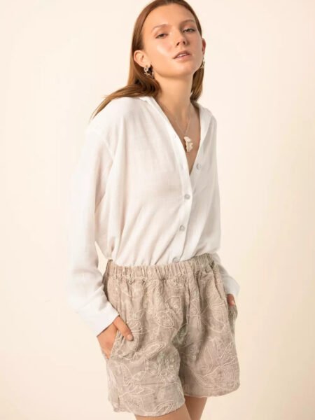 Embroidery Leaves Shorts in Grey