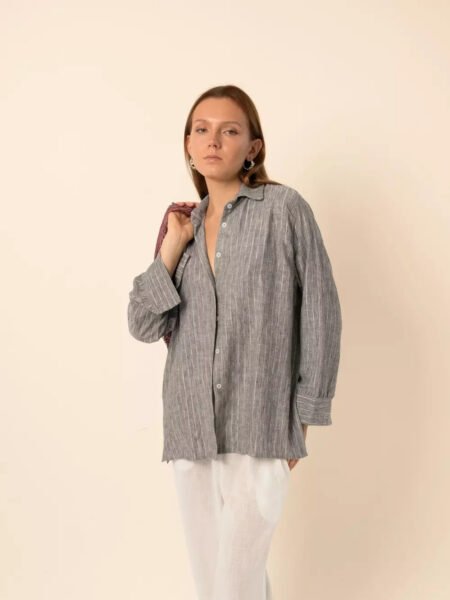 Oversized Shirt in Silver Stripes - Dark Grey
