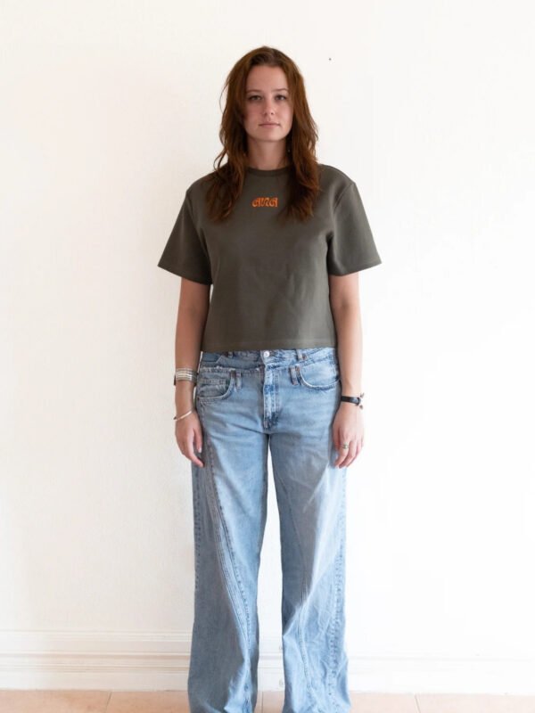Boxy Cropped Tee in Olive