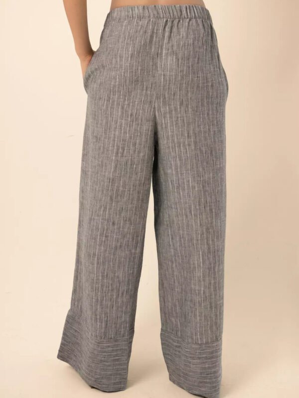 Wide-Leg Pants in Silver Stripes - Dark Grey
